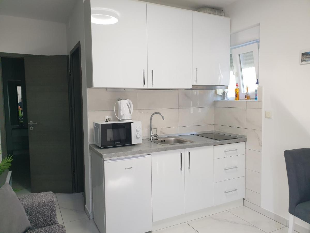 Apartment Ema 扎达尔 外观 照片